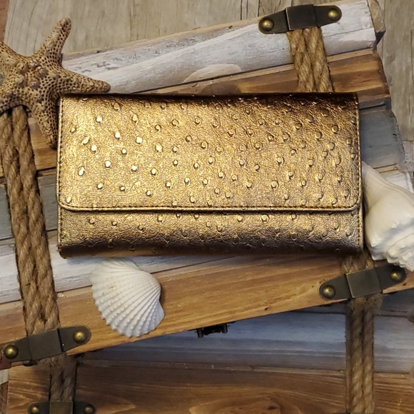 Wallet/Clutch - Picture 1 of 6